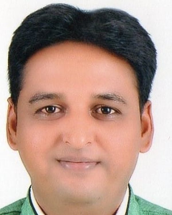 Shri Jigar Giri Gosai